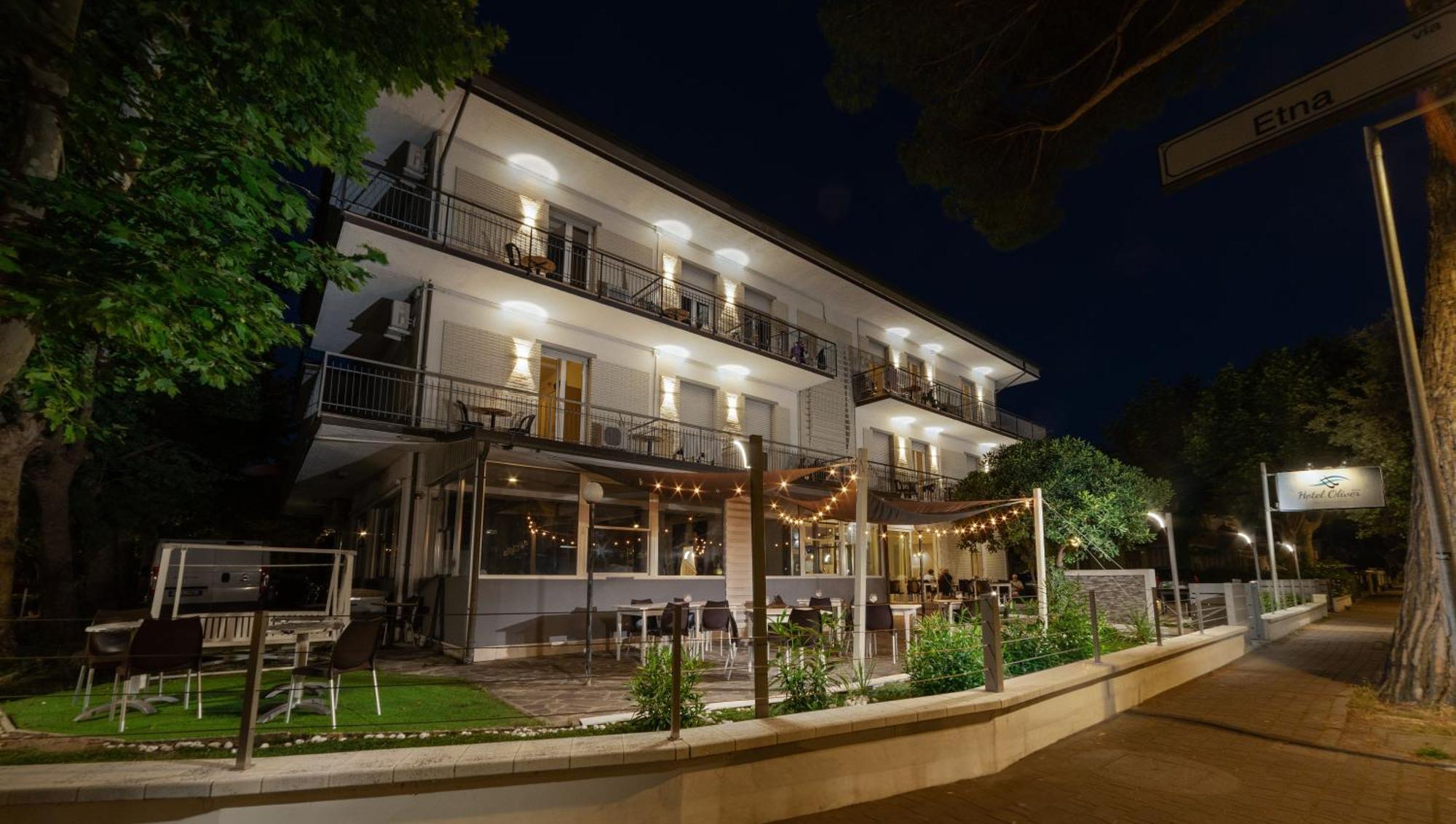 Hotel Oliver 3*