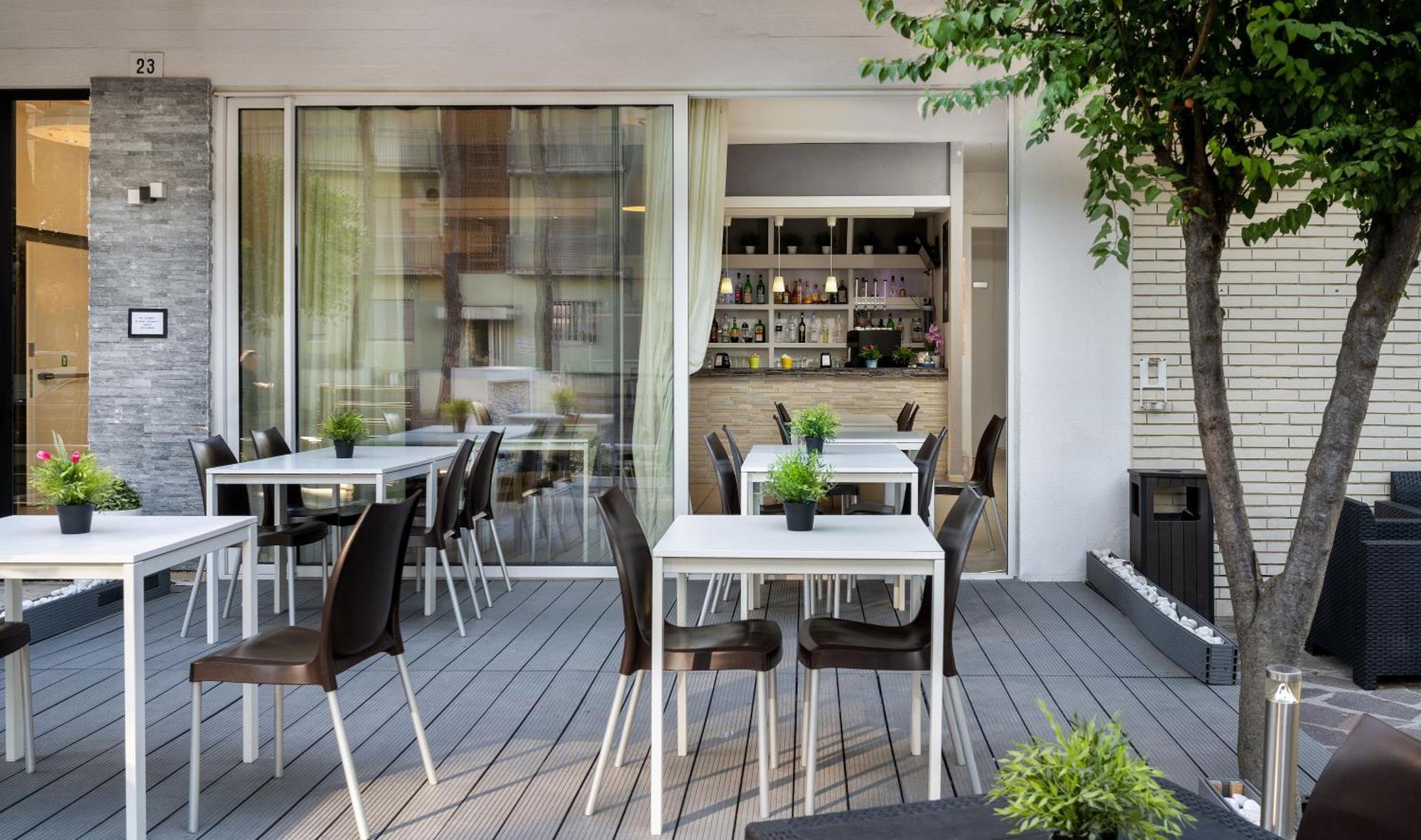 Hotel Oliver 3*
